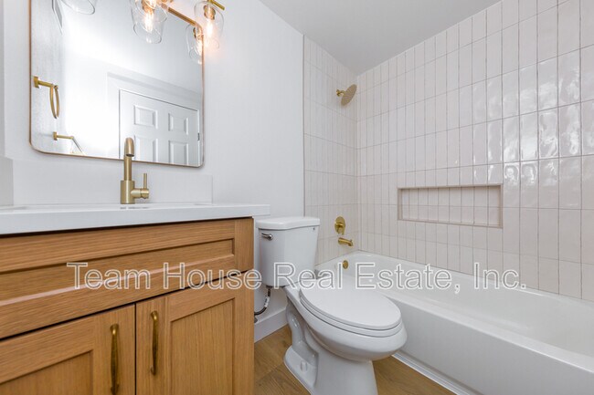 Building Photo - 18735 Bookham Dr