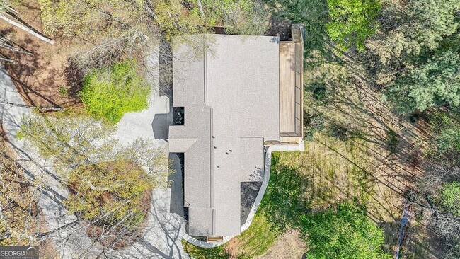 Building Photo - 140 Mary Freeman Rd