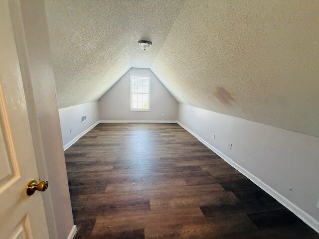 Building Photo - 132 Vineyard Ridge Dr