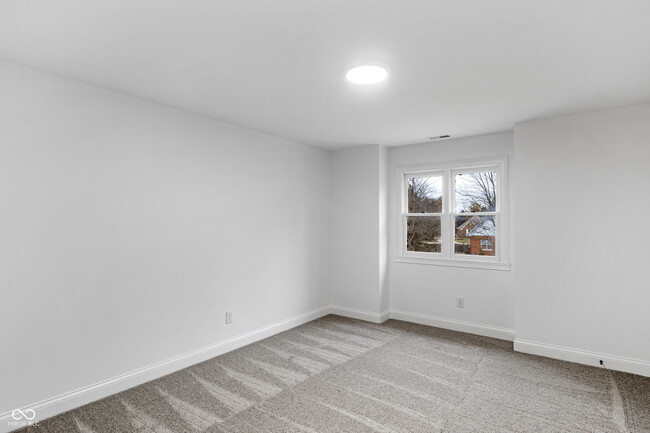 Building Photo - 12878 Mayfair Ln