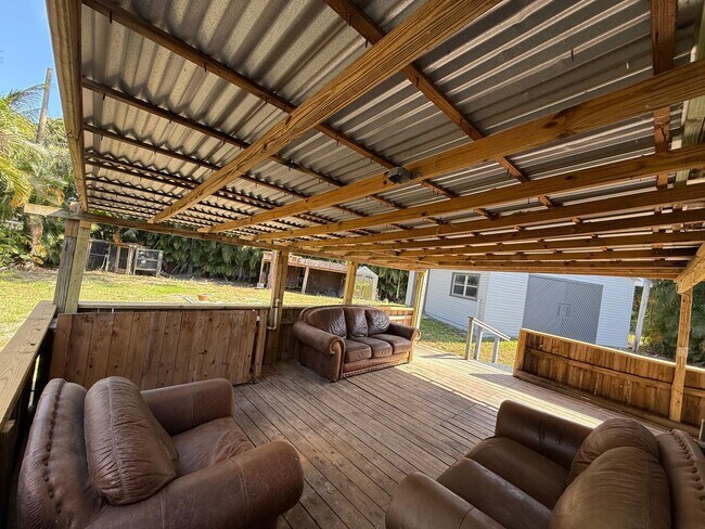 Building Photo - 14526 Paradise Trail