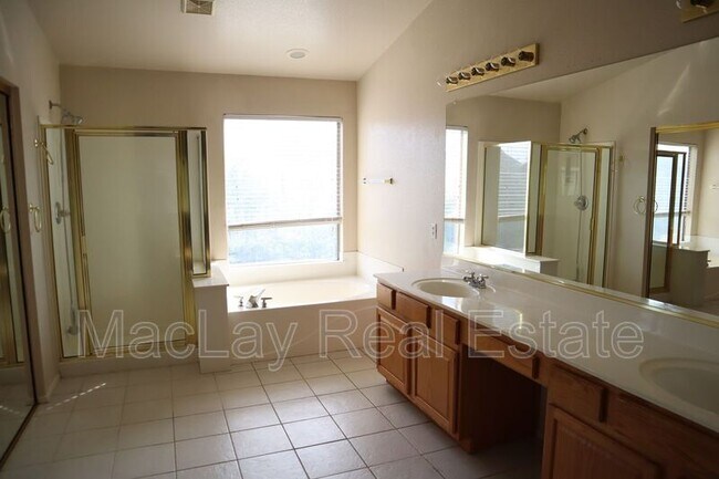 Building Photo - 9465 E Lompoc Ave