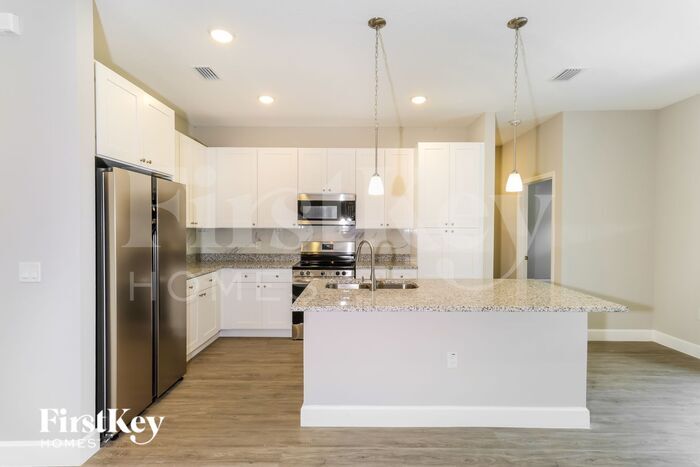 Building Photo - 437 Larino Rd SW