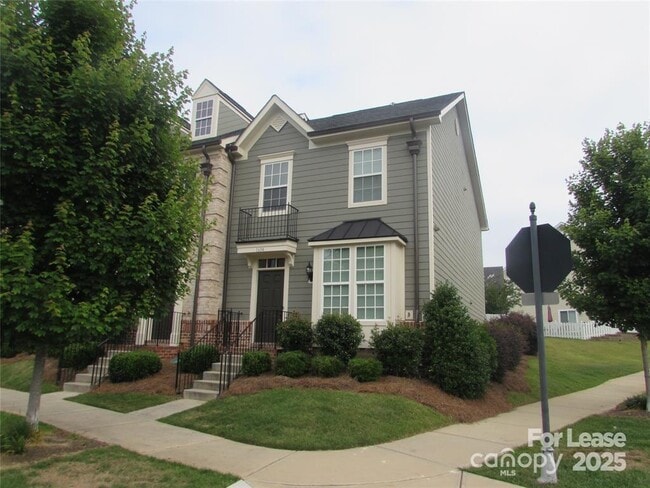 Primary Photo - 1604 Lovers Lawn Trace