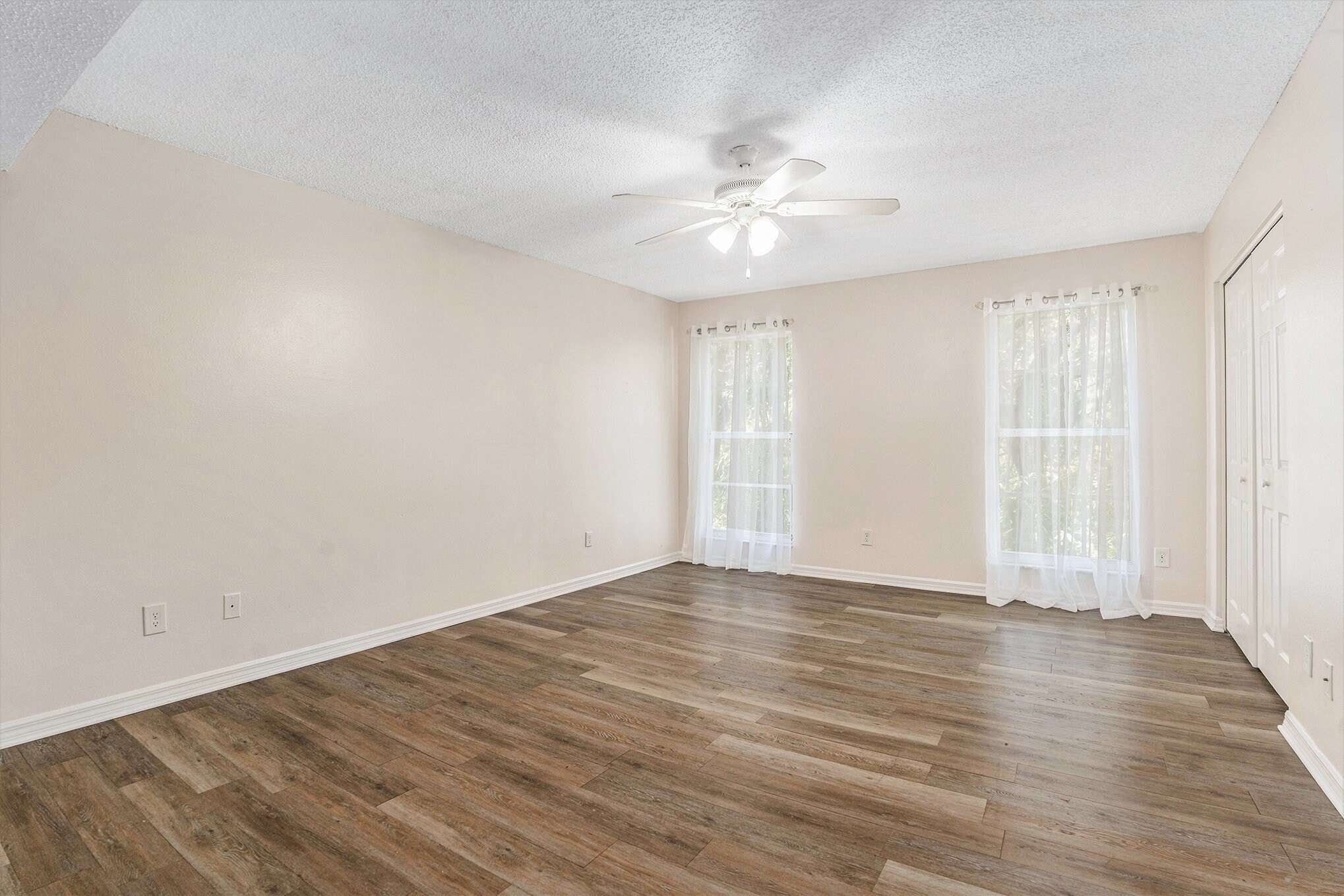 Building Photo - 296 Winchester Way