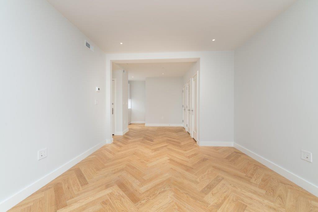 Building Photo - 19 Forest St