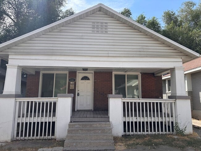 Primary Photo - 3 Bedroom Home Across From Trolley Square