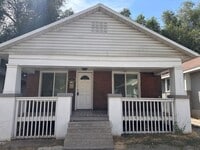 Building Photo - 3 Bedroom Home Across From Trolley Square