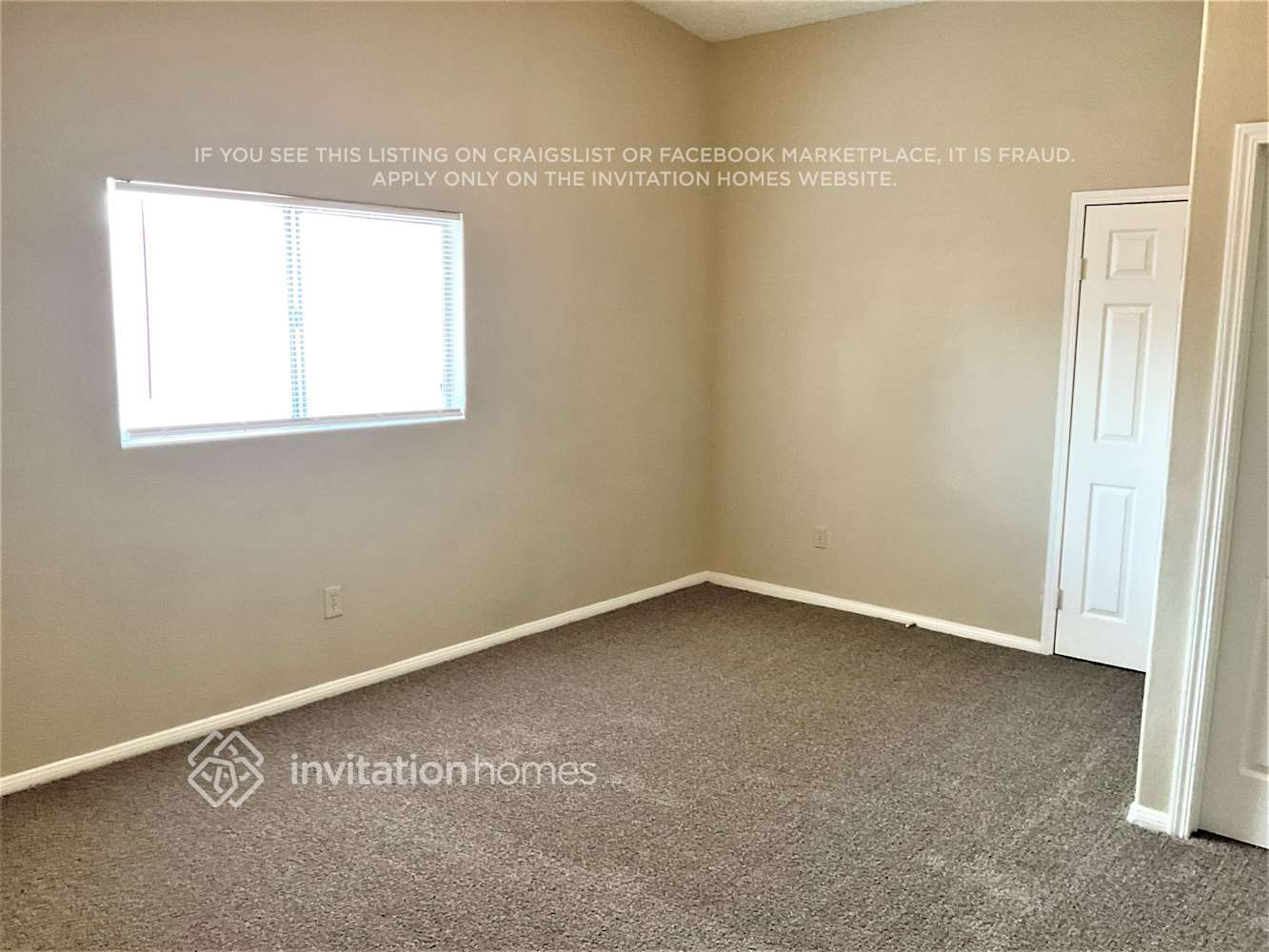 Building Photo - 7250 Topeka Dr