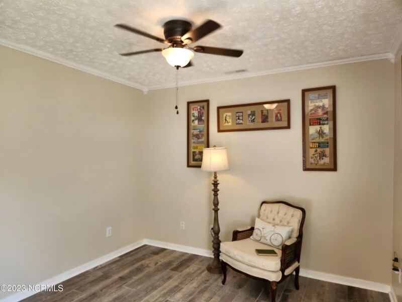 Building Photo - 105 Huntmaster Ct