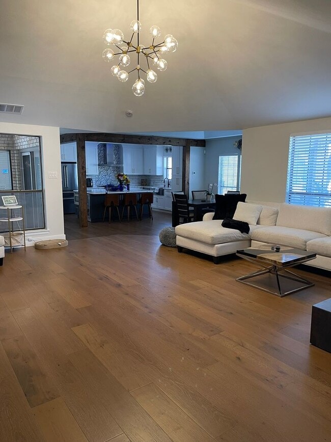 Building Photo - Stunning home @Churchill Estates 4/2/2