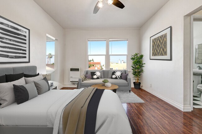 Building Photo - 512 S Park View St