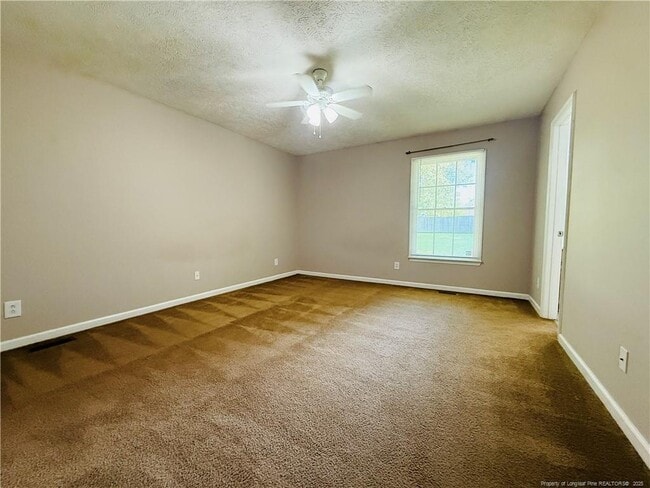 Building Photo - 520 Killeen Rd