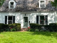 Building Photo - 1641 Ravine Ln