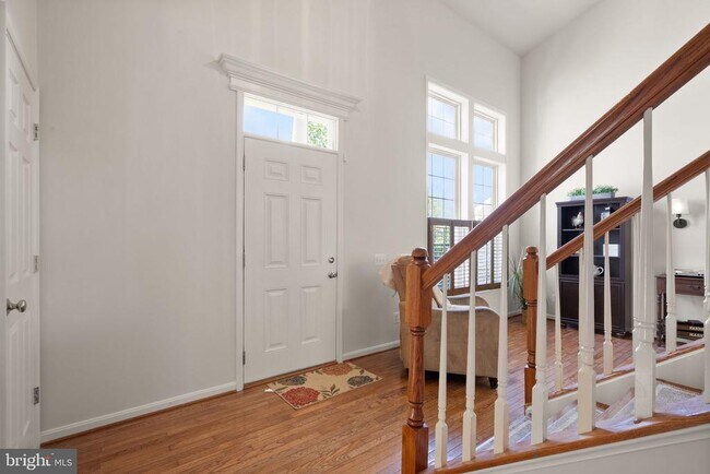 Building Photo - 6050 Smooth Stone Pl