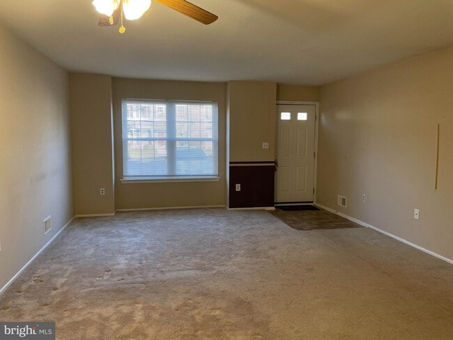 Building Photo - 809 Lindsley Ct