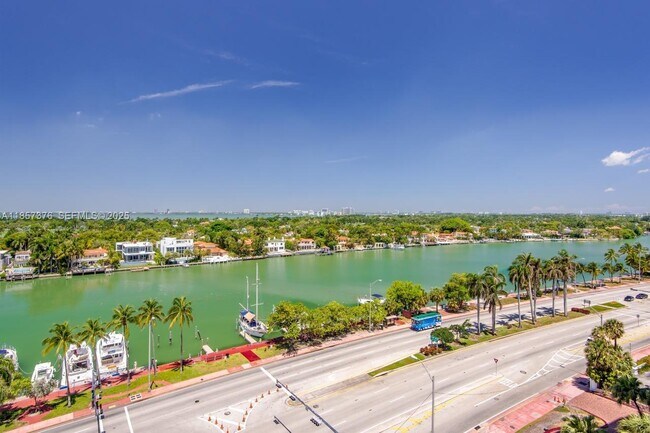 Building Photo - 5161 Collins Ave