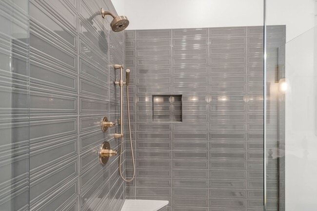 Building Photo - 59 Brookwood Terrace