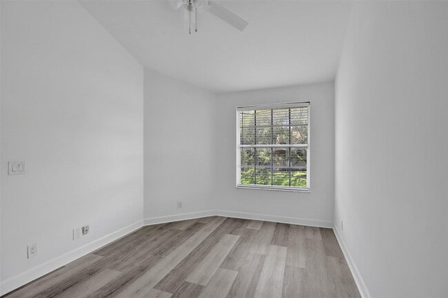 Building Photo - 11652 NW 19th Dr