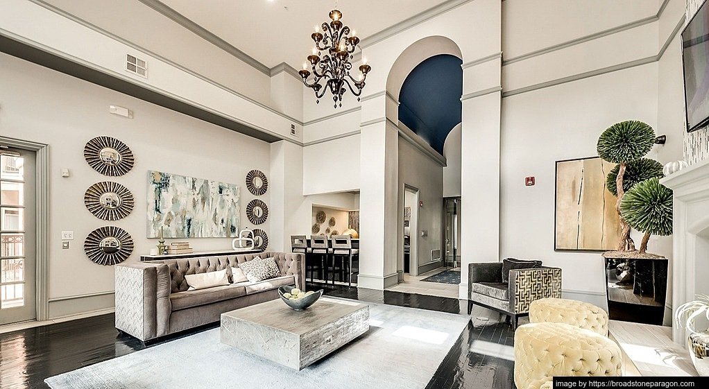 Building Photo - 2403 N Washington Ave