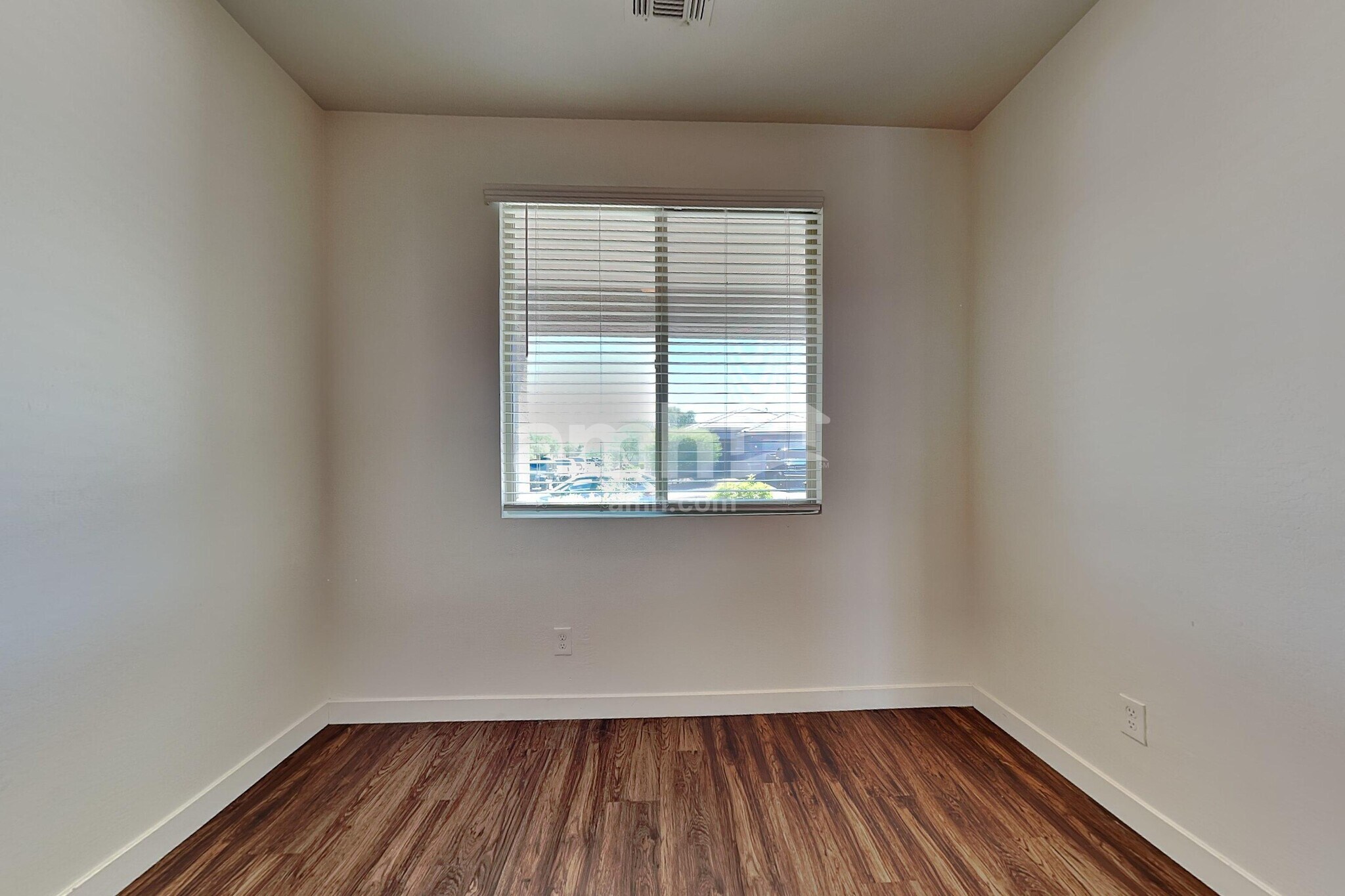 Building Photo - 4206 S 105th Dr