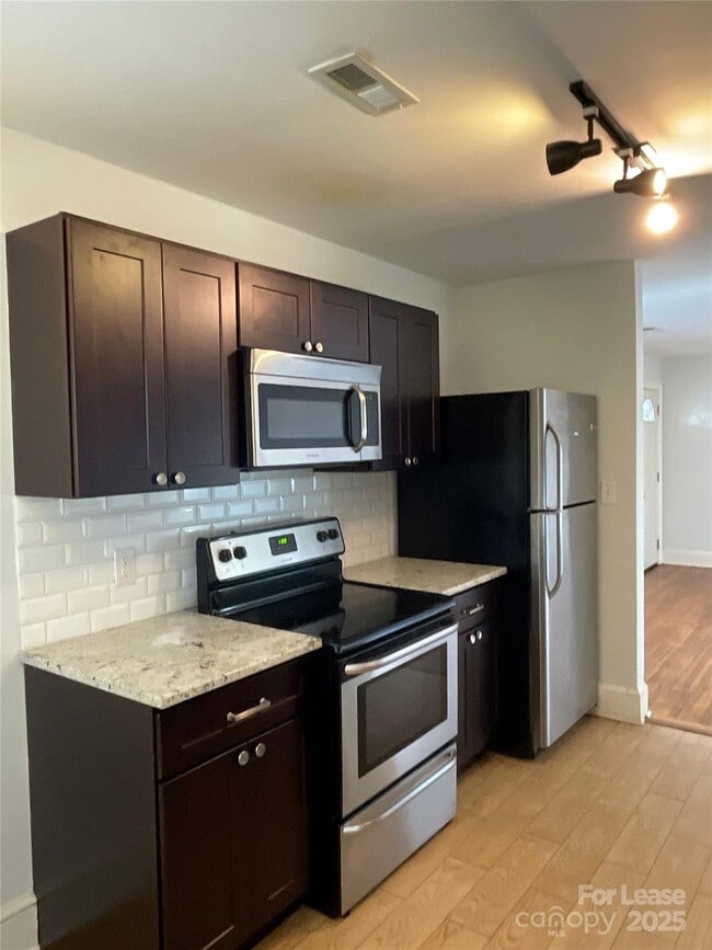 Building Photo - 1728 Matheson Ave