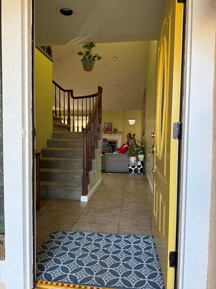 Building Photo - 7836 Gate Way