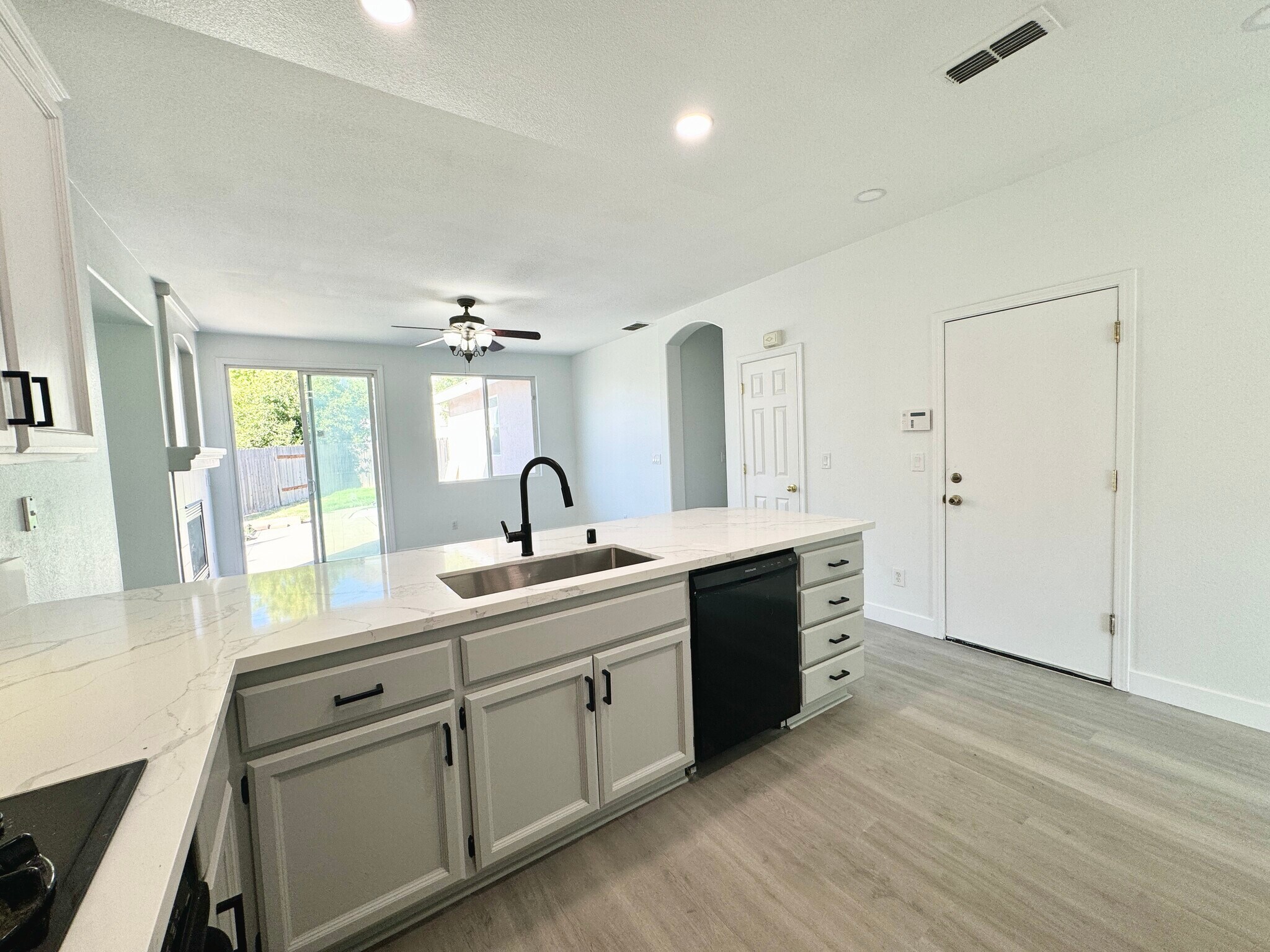 Building Photo - 3078 Tintorera Way