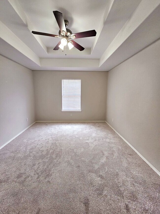 Building Photo - 3601 N Arroyo Park Ln