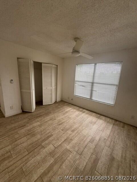 Building Photo - 1495 Lake Crystal Dr