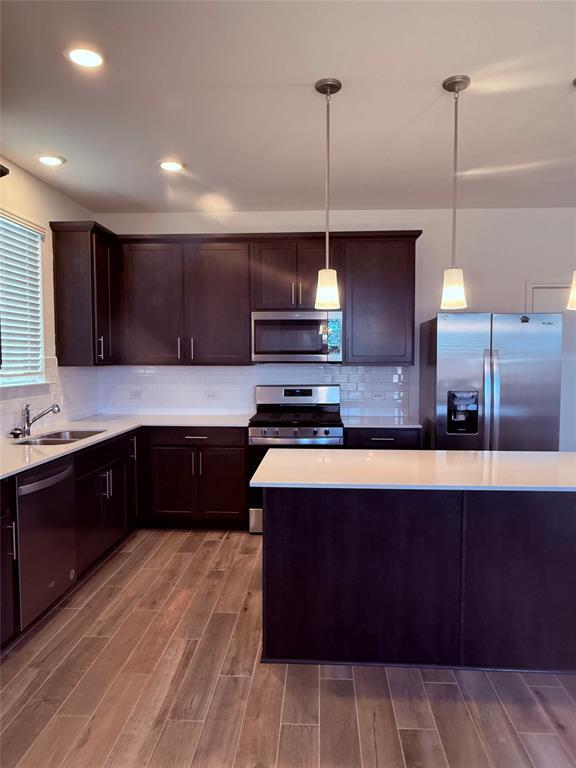 Building Photo - 513 Senca Pk