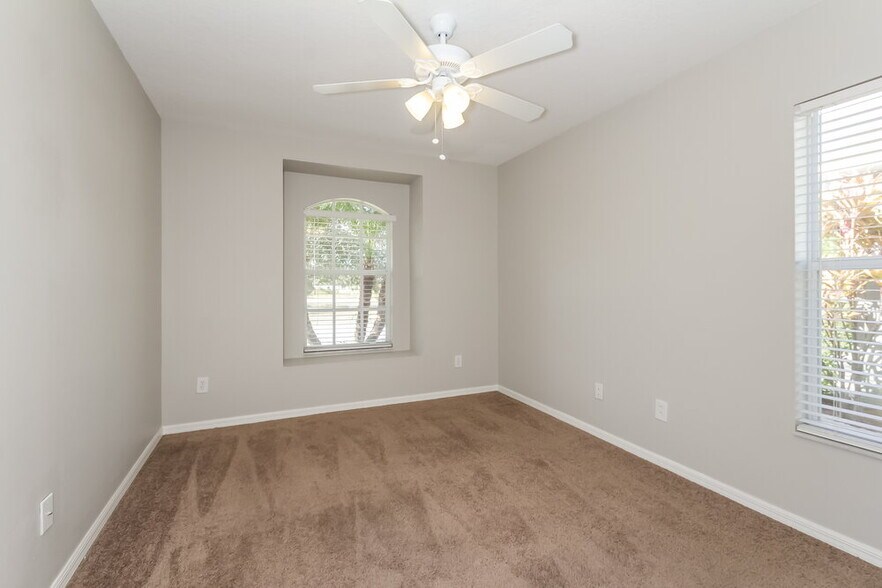 Building Photo - 11136 Rodeo Ln