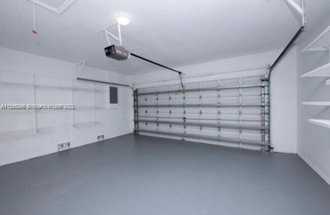 Building Photo - 3748 SW 148th Pl