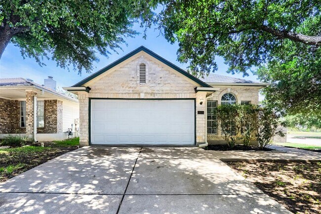 Building Photo - 14601 Montoro Dr
