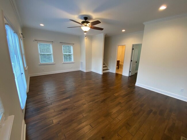 Building Photo - West AVL  - Good Things Come in Twos!  Read on!!