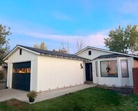 Building Photo - 6949 W Gillis Dr