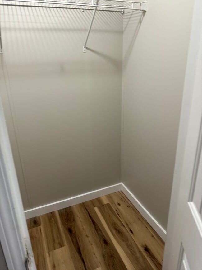 Building Photo - RECENTLY RENOVATED!!  4-Bedroom/ 2-Bath Home
