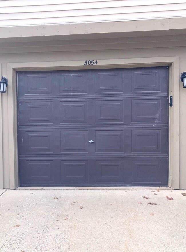 Building Photo - 3054 Forest Creek Ct