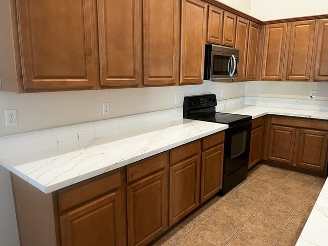 Building Photo - 3842 S Eucalyptus Pl