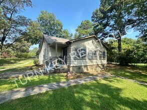 Building Photo - Home for rent in Adamsville **ACCEPTS SECT...