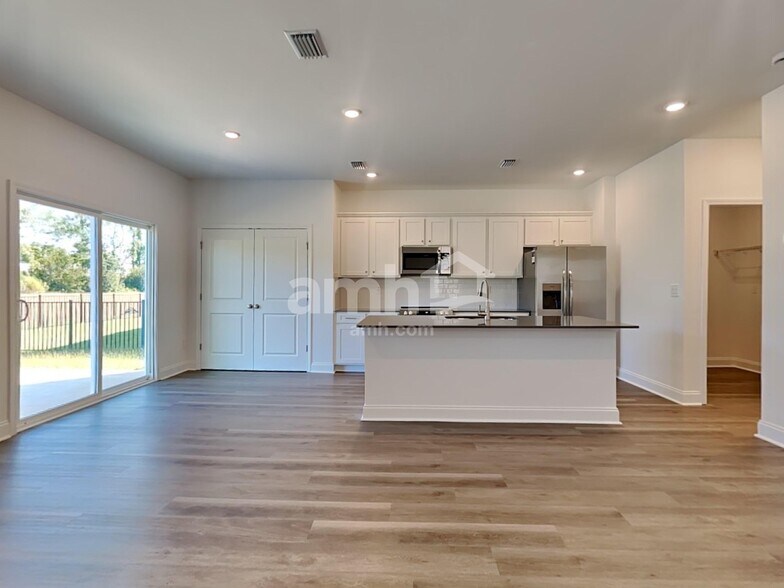 Building Photo - 308 Calla Lily Ct