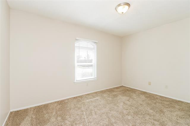 Building Photo - 520 Allencrest Dr