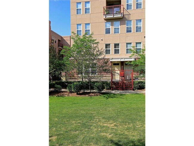 Building Photo - 575 N 1st St