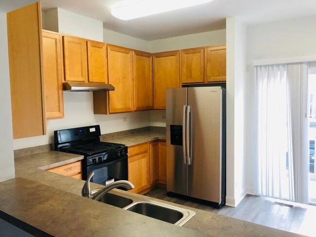 Building Photo - 164 Rosehall Dr