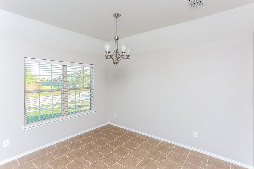 Building Photo - 1513 Applegate Way
