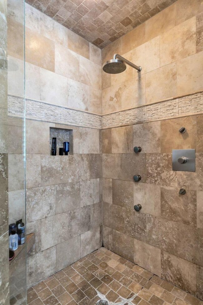 Building Photo - 1467 Market St