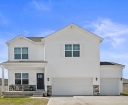 Building Photo - 1104 Joshua Dr SE