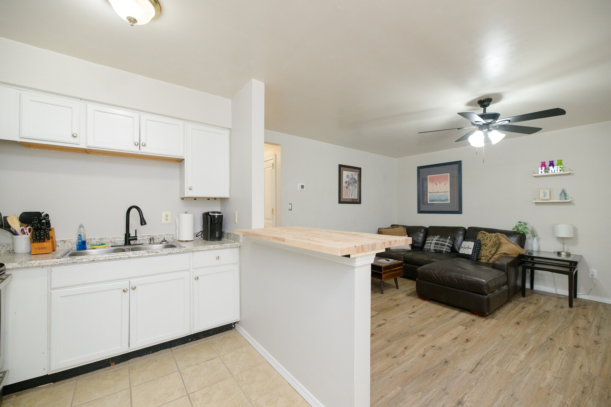 Building Photo - 834 C Ave