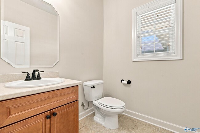 Building Photo - 1003 Scarlet Woods
