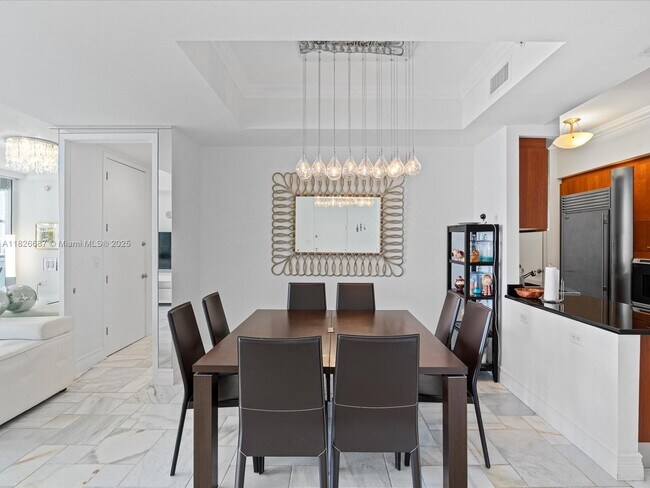 Building Photo - 18101 Collins Ave